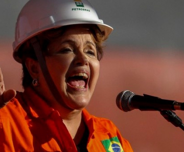 A presidente Dilma Rousseff visitou as obras da P-74 (Petrobras) no Estaleiro Inhaúma, na região de São Gonçalo, nesta quarta-feira 
