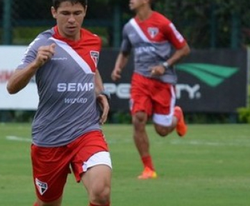 Osvaldo espera encerrar jejum no Brasileiro logo na estreia deste ano 