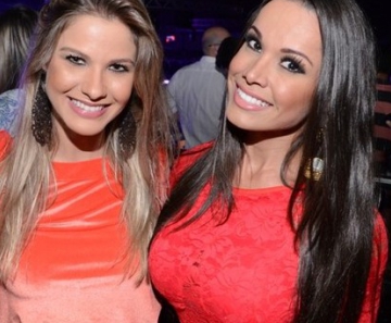 Andressa Suita e Fernanda D'Ávila em show no Rio