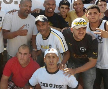 Jefferson ouve apelo de torcedores para permanecer no Botafogo