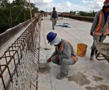 Construção civil é um dos setores da economia que mais gera emprego. 