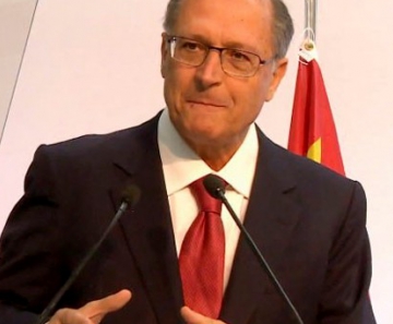 Alckmin participou da inauguração da primeira fábrica da Chery no país. 