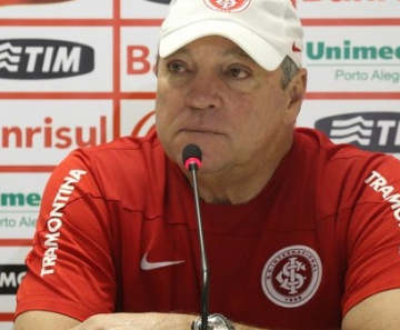 Abel Braga não poupou elogios ao Corinthians na entrevista coletiva