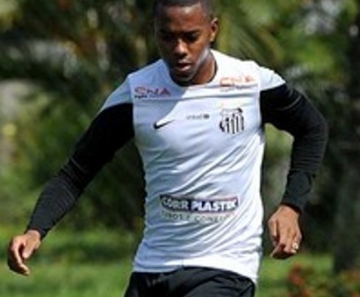 Robinho está pronto para enfrentar o Palmeiras no domingo 