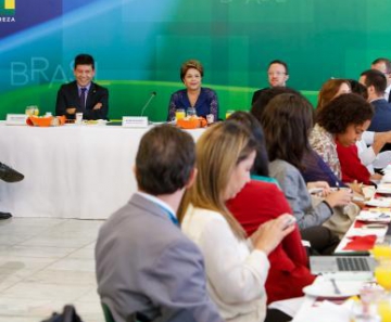 A presidenta Dilma Rousseff durante café da manhã com jornalistas do Palácio do Planalto