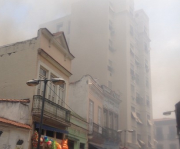 Incêndio atingiu restaurante no Centro do Rio 
