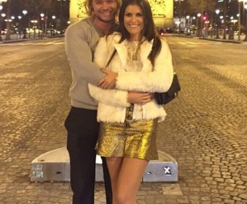 Thor Batista com namorada, Lunara Campos, em Paris, na França
