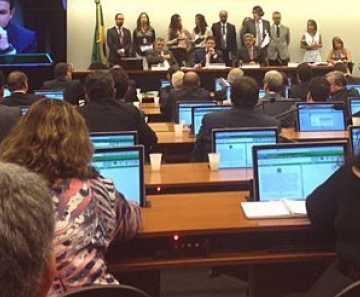 Sessão da CPI da Petrobras que aprovou o deputado Hugo Motta (PMDB-PB) para presidente da comissão
