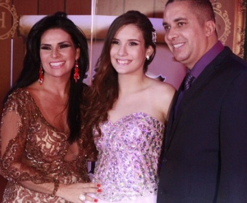 Solange Gomes, Stephanie Gomes e Waguinho 