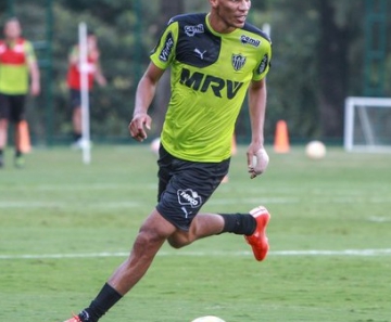 Leonardo Silva volta ao time alvinegro na partida contra o Boa Esporte, em Varginha 