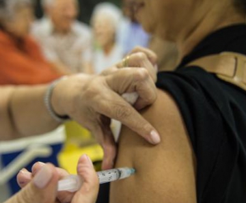 A meta do governo é vacinar 39,7 milhões de pessoas contra a gripe