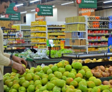 Em Rio Branco, preço do quilo do tomate passou de R$ 3,49 para R$ 5,99 