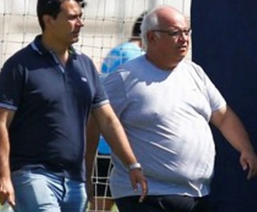 Rui Costa e Romildo ainda buscam um novo treinador 