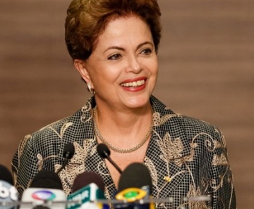 A presidente Dilma Rousseff durante entrevista na Cidade do México