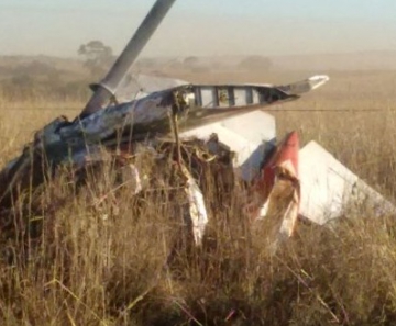 Avião cai em fazenda de Rio Verde
