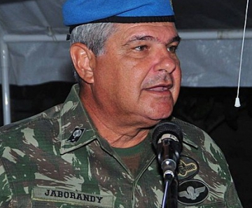 General Jaborandy discursa durante evento no Haiti