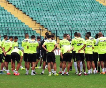 Alvinegro está focado nesta reta final de Brasileirão e conta com quase todos os jogadores
