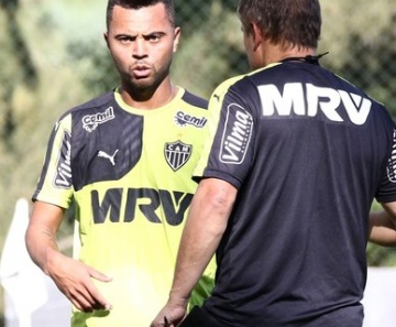 Rafael Carioca avalia que uma vitória nesta quarta vai aliviar a pressão do Galo na Libertadores