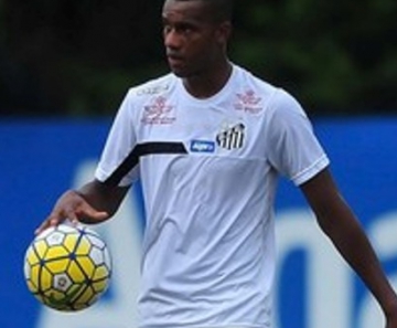 Jonathan Copete, atacante do Santos, é relacionado por Dorival