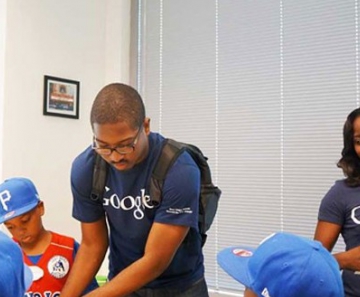 Funcionários negros do Google; nos EUA, apenas 2% dos funcionários da companhia são negros.
