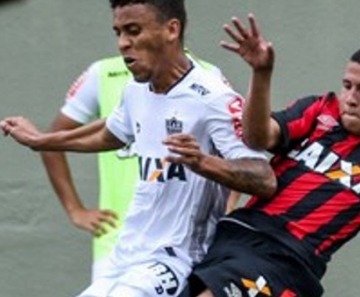 Pouco lembrado na Seleção, Marcos Rocha voltou ao time no domingo