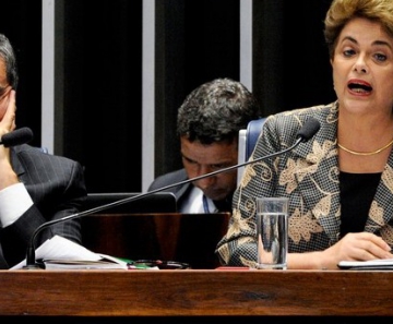 Dilma criticou a PEC do Teto de Gastos durante interrogatório no plenário do Senado 
