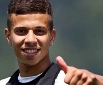 Matheus Oliveira pode ganhar chances no Santos