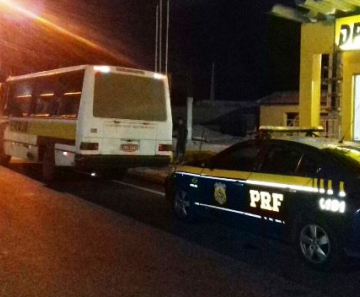 PRF flagra ônibus escolar transportando eleitores no Piauí