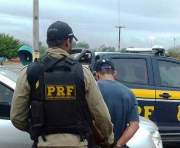 PRF recupera em Itaberaba/BA veículo roubado há 11 dias em Salvador