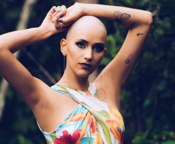 Estudante Gabrielly de Oliveira, do Distrito Federal, enfrenta câncer de mama aos 25 anos
