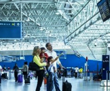 Governo arrecada R$ 3,7 bi com leilão de aeroportos