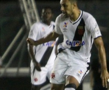 Rafael Marques e Jomar na vitória sobre o Madureira 