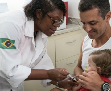 Países exigem vacinação contra a febre amarela para todos os viajantes acima de nove meses de idade procedentes do Brasil 