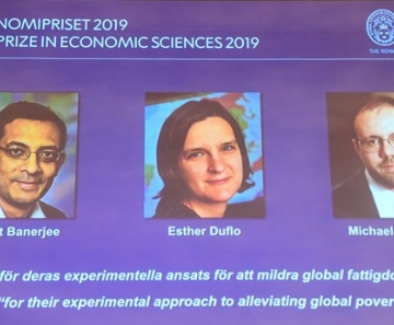 Abhijit Banerjee, Esther Duflo e Michael Kremer venceram o Nobel de Economia de 2019 — Foto: Jonathan Nackstrand / AFP