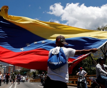 Estados Unidos esclarecem que o diálogo apenas visa à saída de Nicolás Maduro do poder e a convocações de eleições livres no país. - Foto: Carlos Garcia Rawlins