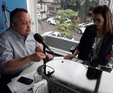 Governador Pedro Taques (PSDB) deu entrevista ao jornal Primeira Página nesta terça-feira (13) (Foto: Carlos Mattos/ CAFM)