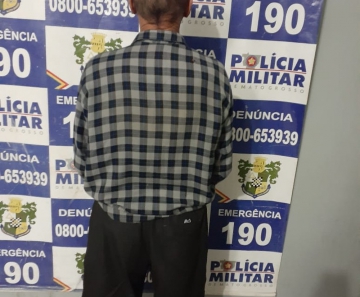 Idoso, de 79 anos, foi levado à delegacia da Polícia Civil de Rondonópolis suspeito de agredir a mulher, de 71 ano