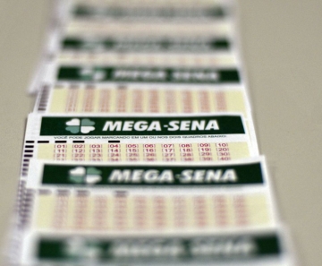 Mega-Sena acumula e deve pagar R$ 40 milhões no sábado