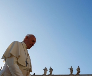 O papa inicia hoje visita oficial à Ásia onde vai tratar de desarmamento nuclear global - Foto: Reuters / Remo Casilli