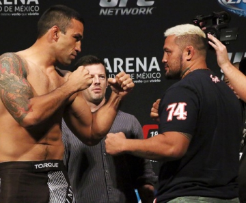 pesagem_fabriciowerdum_markhunt_ufc_evelynrodrigues2