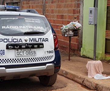 Polícia Militar foi acionada por uma moradora. — Foto: Ianara Garcia/TVCA