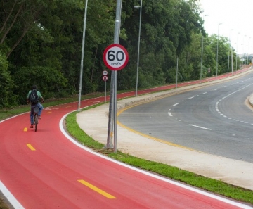 Prevista para a Copa de 2014, avenida é inaugurada 5 anos depois em Cuiabá