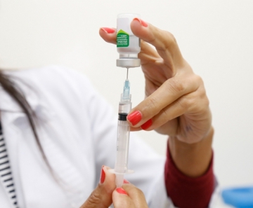 Saúde amplia abrangência da faixa etária da vacinação contra sarampo por prevenção a surto. - Foto: Ascom Prefeitura