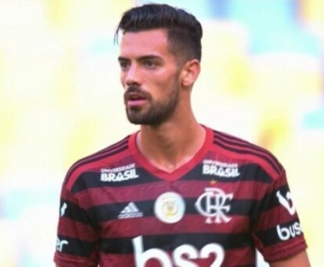 Sem acordo pelo formato do negócio com Arsenal, Pablo Marí permanece no Flamengo