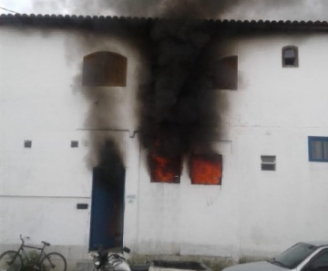 Três crianças morrem em incêndio dentro de casa em Paraty no Rio de Janeiro