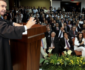 Sérgio Ricardo durante discurso de posse no TCE-MT
