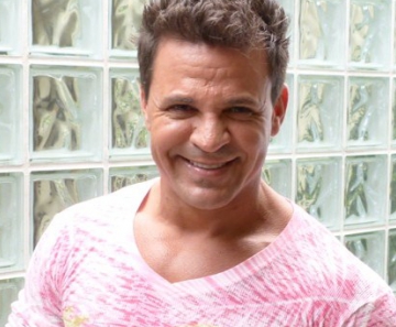 Eduardo Costa está solteiro e não será pai 