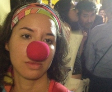 A psicóloga Luíza Costa, que reclamou ter sido levada à força pelos seguranças para longe da Comissão de Direitos Humanos 