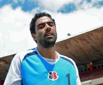 André Dias esperançoso de renovar com o Santa Cruz 