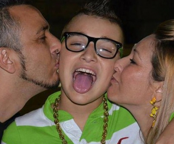MC Gui, músico paulistano de 15 anos, junto com os pais, Rogério e Cláudia